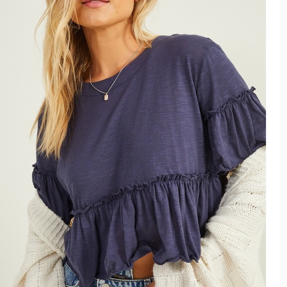 Altar'd State Tops - Altar'd State Size Medium Womens Cropped Dark Gray Flounce Ruffle T-Shirt Grunge